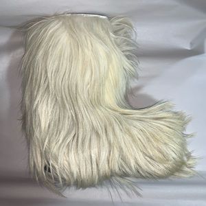 nwob Size 39 Long haired Goat & Shearling BOOTS